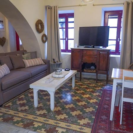Traditional House Of 1898 In The Heart Of Old Town Of Nafplio Exterior foto
